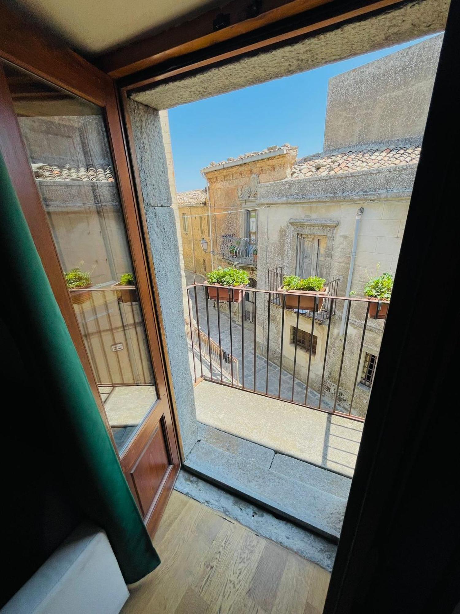 San Nicolo Holiday Home Montalbano Elicona Ngoại thất bức ảnh