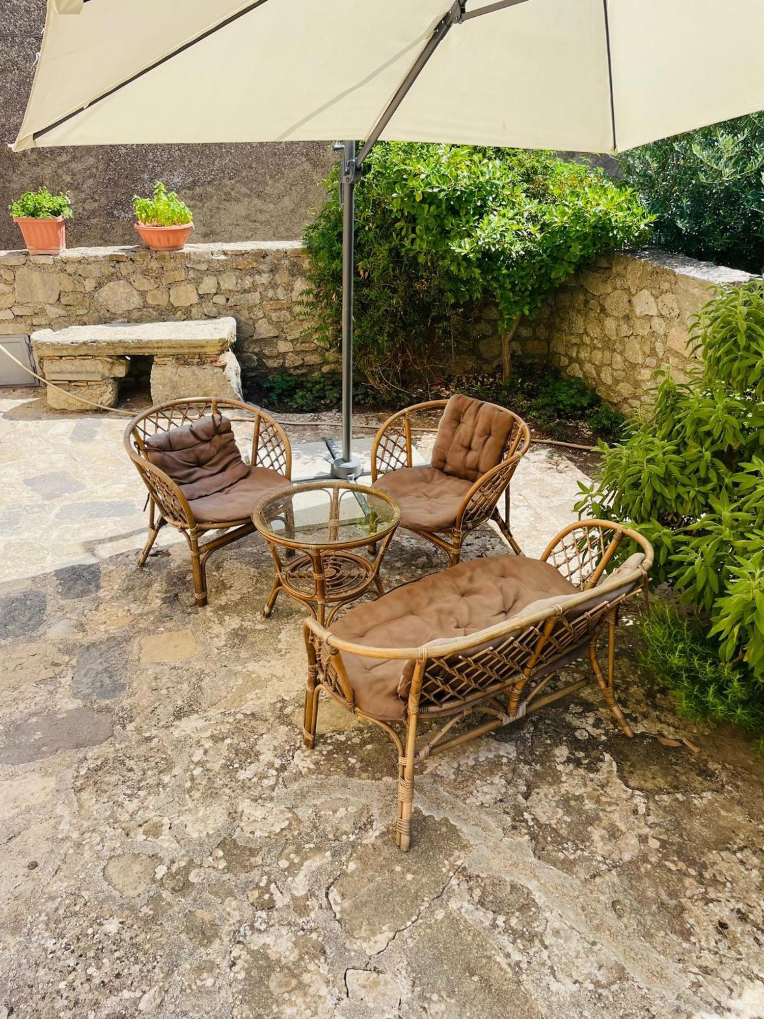 San Nicolo Holiday Home Montalbano Elicona Ngoại thất bức ảnh