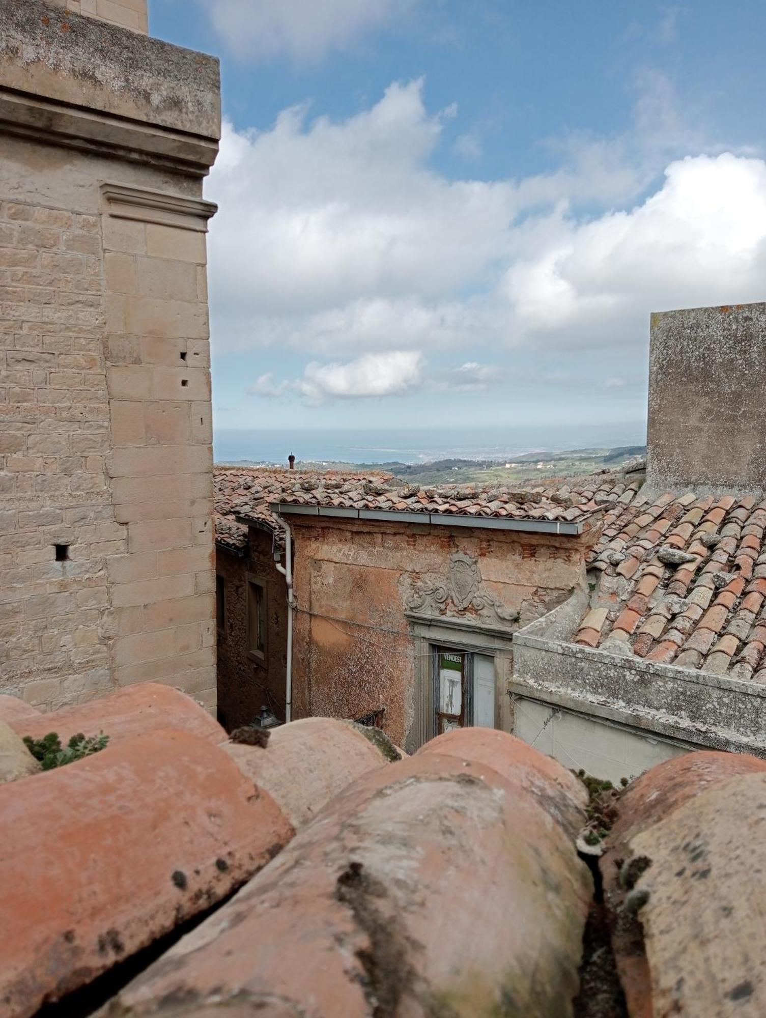 San Nicolo Holiday Home Montalbano Elicona Phòng bức ảnh